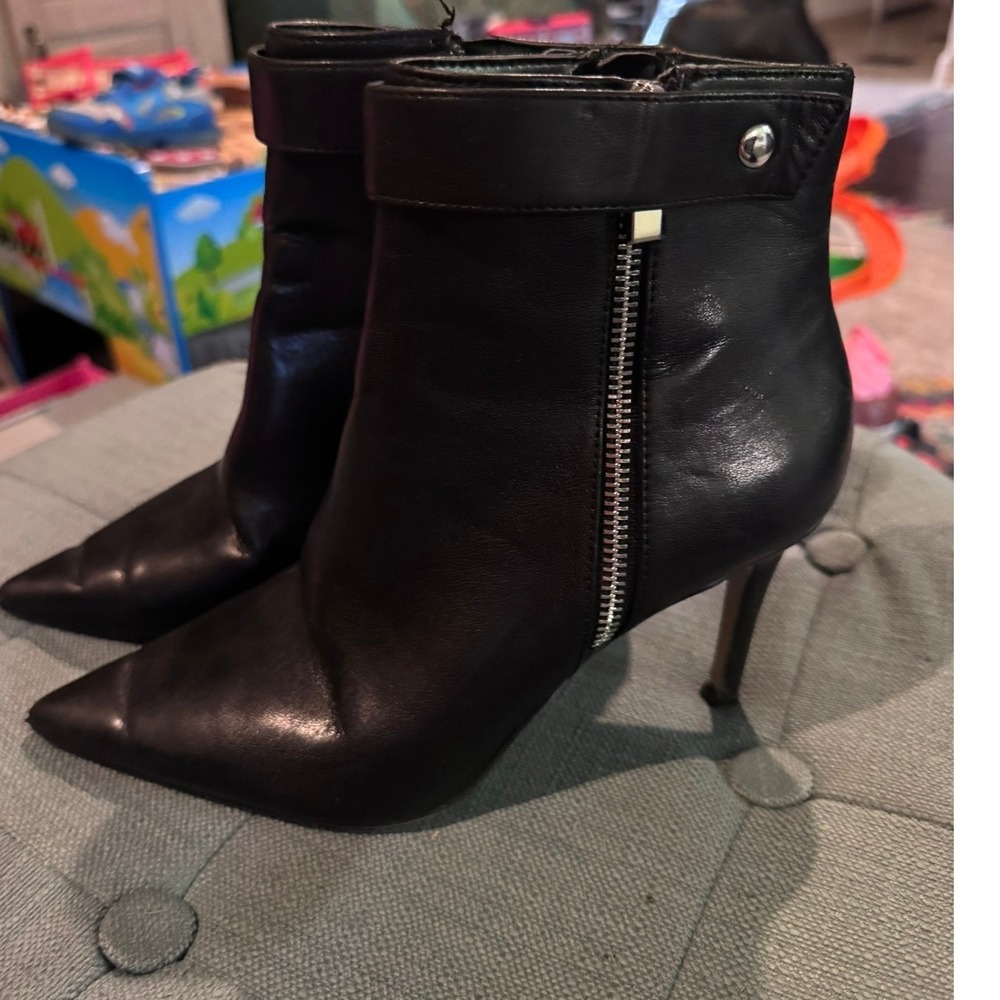 Mix No. 6 Black Pointed Toe Stiletto Ankle Boots Moto Zip Detail‎ Size 7M